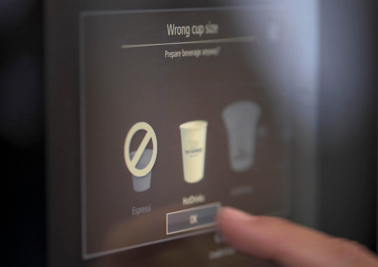 Franke Coffee Systems optical cup recognition technology on a self-service machine